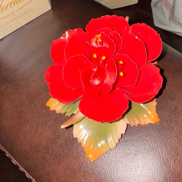 Gorgeous Rose Fine Porcelain🥰 - Picture 3 of 8